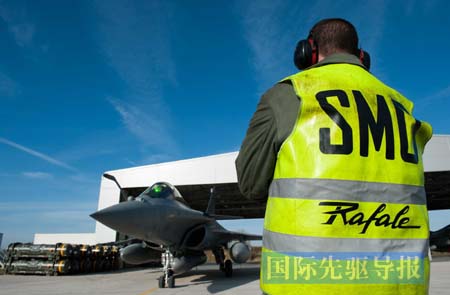 1�µ��������_(d��)����˾�ġ���L(f��ng)����(zh��n)���C(j��)�A��ӡ��110�|��Ԫ܊ُ��Ρ��D��λ�ڷ���ʥ�ϝ�(j��)Ү܊�»��صġ���L(f��ng)����(zh��n)���C(j��)��