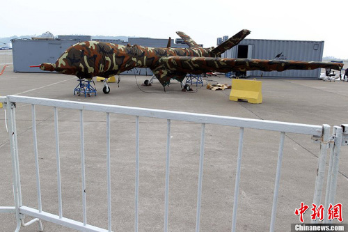 ����ǰ�Ɍ��麣��չ��չ��ģ�͵������o(w��)�˙C(j��)���ڽ��꺽չ���Ԍ�(sh��)�չ��11��8�գ�ԓ�C(j��)�ѽ�(j��ng)�M�b�ꮅͣ����չƺ����ԓ��o(w��)�˙C(j��)���к����I(y��)���³ɶ��w�C(j��)�O(sh��)Ӌ(j��)�о������ƣ�ԓ�C(j��)�b��һ�_(t��i)100�R�������l(f��)��(d��ng)�C(j��)���߂�ȫ����ƽ݆ʽ�𽵺��w��������������w�����_(d��)1100����������m(x��)���r(sh��)�g��20��(g��)С�r(sh��)���ɔy�����N�ɲ�����������/�y(c��)������ӌ�(du��)���O(sh��)�估С�Ϳյش���������Ɉ�(zh��)�бO(ji��n)ҕ���ɲ鼰��(du��)�ع����΄�(w��)���΄�(w��)��Ҳ�����ھS��(w��n)��������߅��Ѳ߉����犷� �z �DƬ��(l��i)Դ��CFPҕ�X(ju��)�Ї�(gu��) 