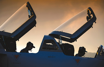 �Cе���鄂���_�麣�Ě��Z��7���w������(zh��n)�C�M���{ԇ�� �������A��ӛ�� ���z