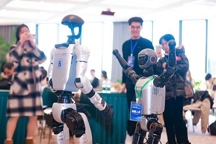 機器人辯論對決