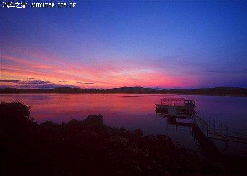 ���D���{��֮����ɽ 4����������SUV ��܇֮��