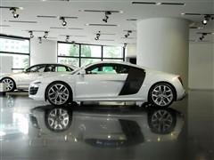 ��܇֮�� �M(j��n)�ڊW�� �W��r8 09�� 5.2 fsi quattro