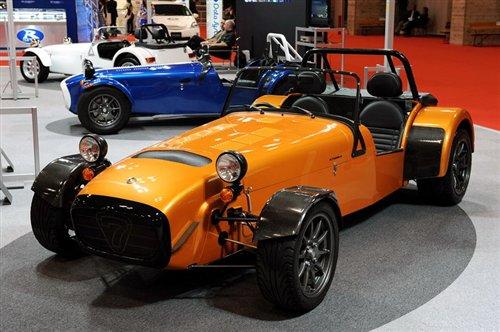 ����175�R�� Caterham�l(f��)����܇CSR 175 ��܇֮��