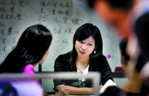 ǧ�f�������H�Ɍ�(du��)����1500����Ů�Ԉ�(b��o)��(�M�D)