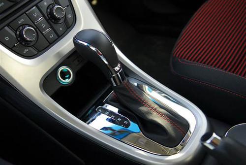 �\(y��n)��(d��ng)�x�l �e��Ӣ�ʌ�(du��)�ȸ��ظ���˹�Ɏ�