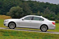 ����(zh��n)���A�O�� �ݱ�XJ3.0D�Q��(zh��n)���R730D ��܇(ch��)֮��