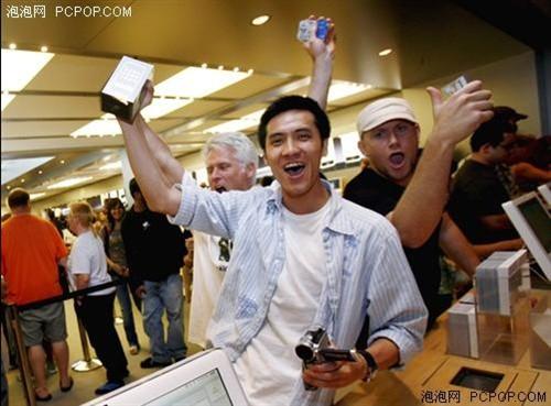 �M���Ĵ� ���ǂ��� �O��iPhone����ʷ 