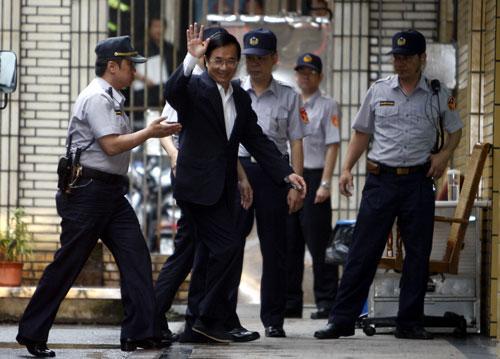 11����������ұװ������������ˮ��������܇�r�����䐂����ý�wӛ�ߓ]���������DƬ��Դ���������硱