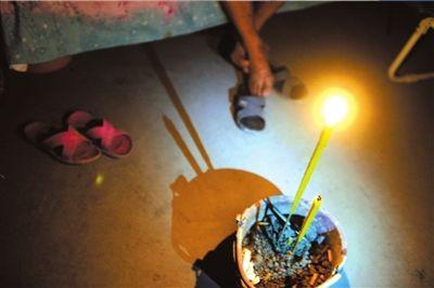 26�գ��Jɽ�h���T�l(xi��ng)¡�d����񏈵����ڎ������cȼ��T�����������ڵ����в������y�� ���A��l(f��) 