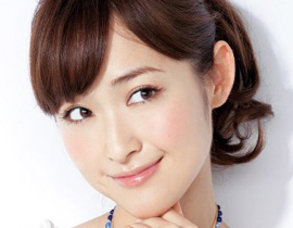 <strong>����ƪ��</strong>ֻ�ñ���a(ch��n)Ʒ�ǲ������ñ������߀Ҫÿ���a(b��)������ˮ�֡���(d��ng)Ƥ�w��(n��i)�ĺ�ˮ��������15%��20%�r��Ƥ�w����͹⻬������������(d��ng)Ƥ�w��(n��i)����