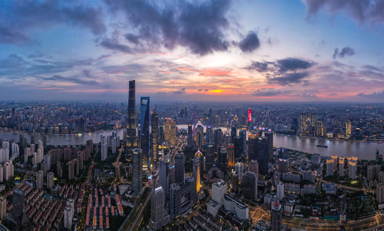 中國發(fā)展新藍圖，為何空前強調(diào)高質(zhì)量發(fā)展？