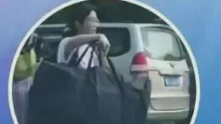 冒充“扁擔女孩”劉燕開賬號！網(wǎng)警依法查處